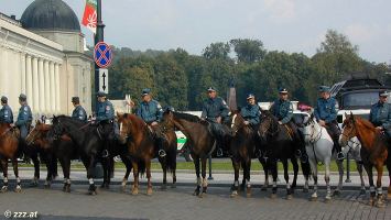 click to enlarge - anklicken zum Vergroessern