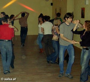 Salsa im El Corazon Aachen