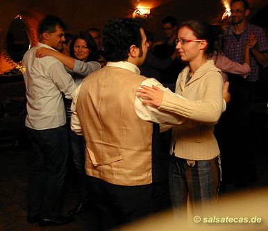 Salsa in der Buddha-Bar (B-Bar) in Aachen