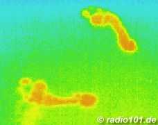 thermal image: heat radiation of a footprint