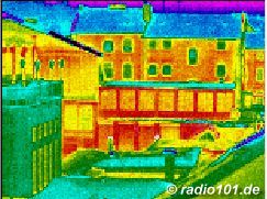 Wärmebilder: infra red image / thermographic photography / thermal picture: Häuser (im Sommer - Winterimagen kommen ab Dezember)